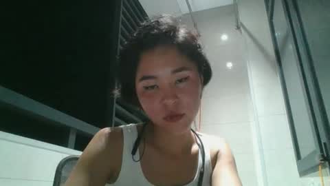 Snapshot of kerstinscotto chatting on 09/24/25, 04:32 Jenny online show from 09/24/25, 04:32