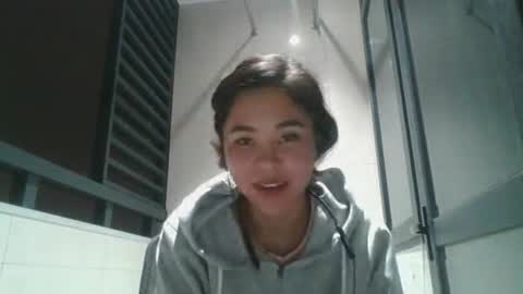 Snapshot of kerstinscotto chatting on 10/18/25, 11:00 Jenny online show from 10/18/25, 11:00