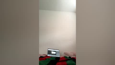 Koolme online show from 08/04/26, 10:18