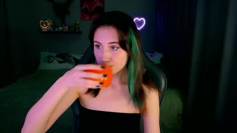 Keti 3 online show from 11/23/25, 05:13