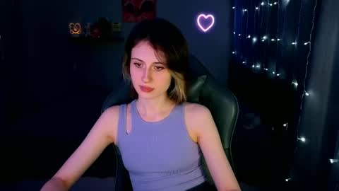 Snapshot of keti_moon chatting on 03/28/26, 08:08 Keti 3 online show from 03/28/26, 08:08