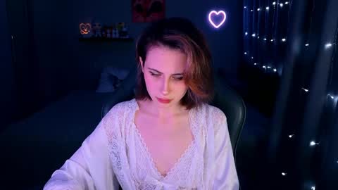 Snapshot of keti_moon chatting on 04/18/26, 06:23 Keti 3 online show from 04/18/26, 06:23