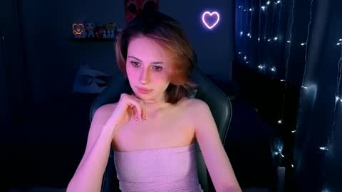 Snapshot of keti_moon chatting on 04/29/26, 07:31 Keti 3 online show from 04/29/26, 07:31