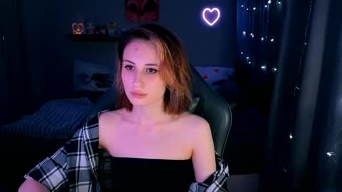 Snapshot of keti_moon chatting on 05/20/26, 06:47 Keti 3 online show from 05/20/26, 06:47