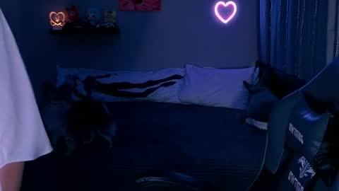 Snapshot of keti_moon chatting on 06/27/26, 07:30 Keti 3 online show from 06/27/26, 07:30