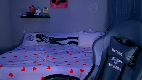 Snapshot of keti_moon chatting on 07/18/26, 06:23 Keti 3 online show from 07/18/26, 06:23