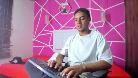   online show from 12/02/24, 08:44