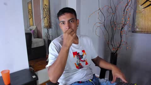   online show from 12/10/24, 08:49