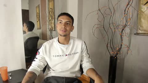   online show from 12/11/24, 09:34