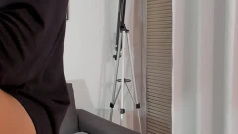 Snapshot of kevin_lance chatting on 12/02/25, 08:52 Kevin Lance online show from 12/02/25, 08:52