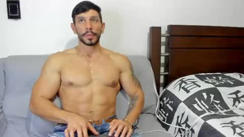 kevin_malone22 online show from 06/11/26, 02:53