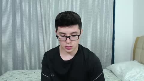 Kevin online show from 10/01/25, 09:32