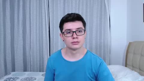 Snapshot of kevinhunts chatting on 11/16/25, 09:42 Kevin online show from 11/16/25, 09:42