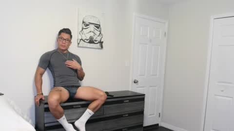 Snapshot of kevinkham chatting on 09/17/25, 10:22 kevinkham online show from 09/17/25, 10:22