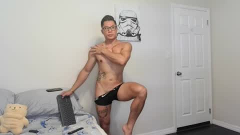 Snapshot of kevinkham chatting on 09/23/25, 01:25 kevinkham online show from 09/23/25, 01:25