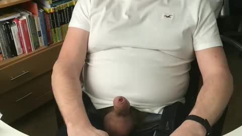 Snapshot of kevinlawl chatting on 03/14/26, 02:11 KevRoss online show from 03/14/26, 02:11
