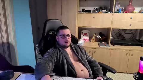 Kevinn online show from 10/21/25, 09:48