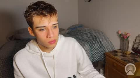 Snapshot of kevinonly43 chatting on 06/04/26, 04:51 kevonly online show from 06/04/26, 04:51
