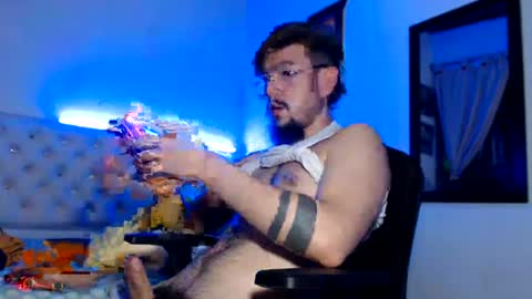 kevinsantiag0 online show from 08/09/26, 03:23