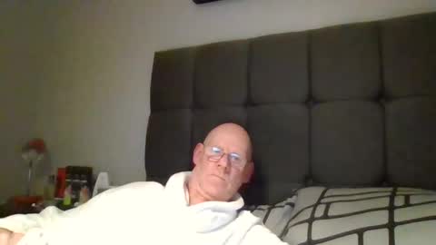 Snapshot of kevlooking4sez chatting on 03/06/25, 01:16 kevlooking4sez online show from 03/06/25, 01:16