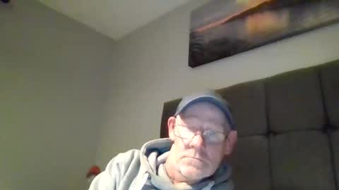 Snapshot of kevlooking4sez chatting on 09/20/25, 12:55 kevlooking4sez online show from 09/20/25, 12:55