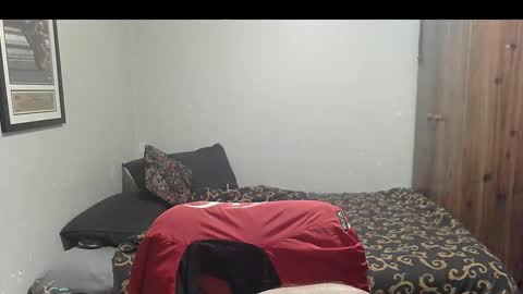 Snapshot of kevwestunder9696 chatting on 10/21/25, 12:06 kevwestunder9696 online show from 10/21/25, 12:06