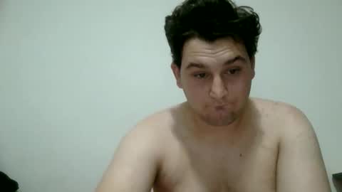 Snapshot of kevyndevill chatting on 10/25/25, 06:46 Kevyn online show from 10/25/25, 06:46