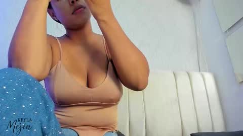 Keyla  online show from 02/25/26, 12:04