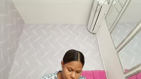 Keyla  online show from 06/04/26, 12:22