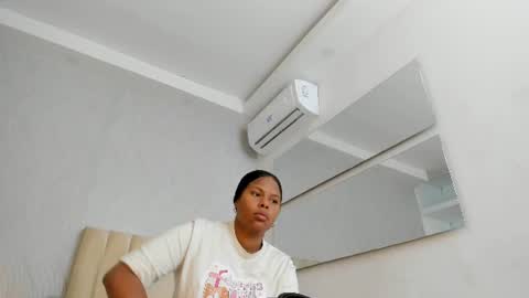 Keyla  online show from 07/05/26, 12:01