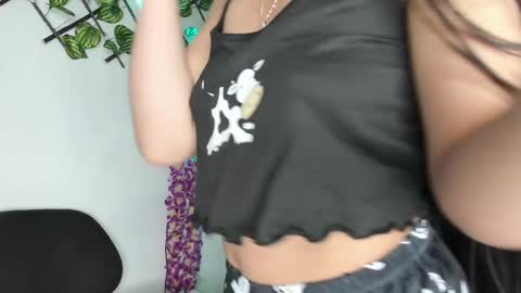 keyla meow2002 online show from 02/11/25, 12:37