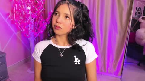 Keyla noa online show from 11/28/25, 07:27