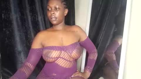 keyla online show from 06/08/26, 07:47