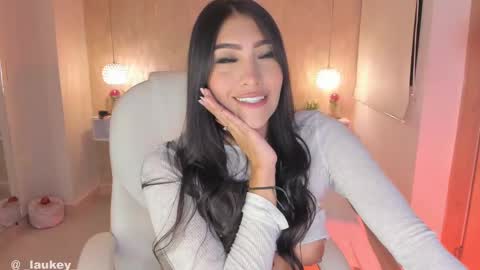  IG  LAUKEY  online show from 03/12/25, 05:02