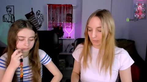 Snapshot of keylas_moan chatting on 01/08/26, 01:35 Keylas online show from 01/08/26, 01:35
