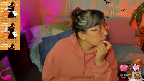 Danna Sofia online show from 10/23/25, 04:01