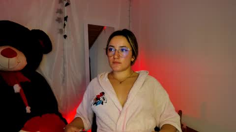 Snapshot of keyth_clement chatting on 02/01/25, 08:37 Keyth online show from 02/01/25, 08:37