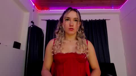 Snapshot of keyth_clement chatting on 11/15/25, 07:43 Keyth online show from 11/15/25, 07:43