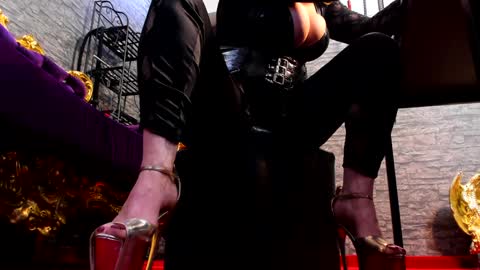 Khaleesi online show from 02/04/25, 08:02