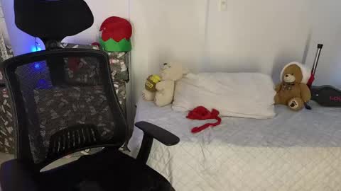 Karelys M. online show from 12/25/24, 02:46