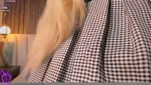 Kharla Marin online show from 10/01/25, 08:59