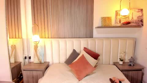 Kharla Marin online show from 10/12/25, 02:21