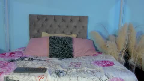 Kathe Hot online show from 09/13/25, 07:35