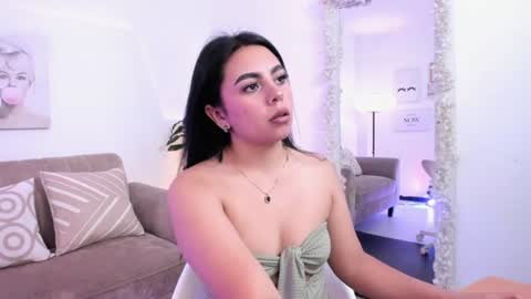 Khloe   online show from 07/06/26, 07:27