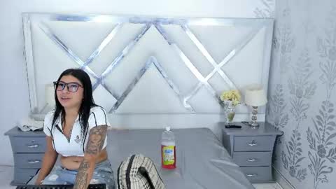 Khloe online show from 07/28/26, 11:17