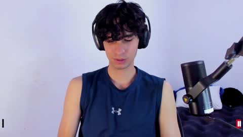 khozler_ online show from 12/12/24, 12:55