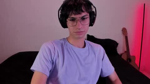 khozler_ online show from 02/25/25, 06:14