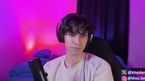 Snapshot of khozler_ chatting on 11/05/25, 02:00 khozler_ online show from 11/05/25, 02:00