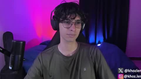 Snapshot of khozler_ chatting on 11/11/25, 03:28 khozler_ online show from 11/11/25, 03:28