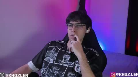 Snapshot of khozler_ chatting on 12/02/25, 05:02 khozler_ online show from 12/02/25, 05:02